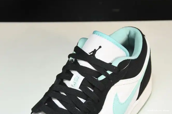 Low Jordan Air Island Green 1 CQ9828-131 0517